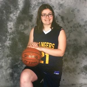 Meet your Posher, Caitlin